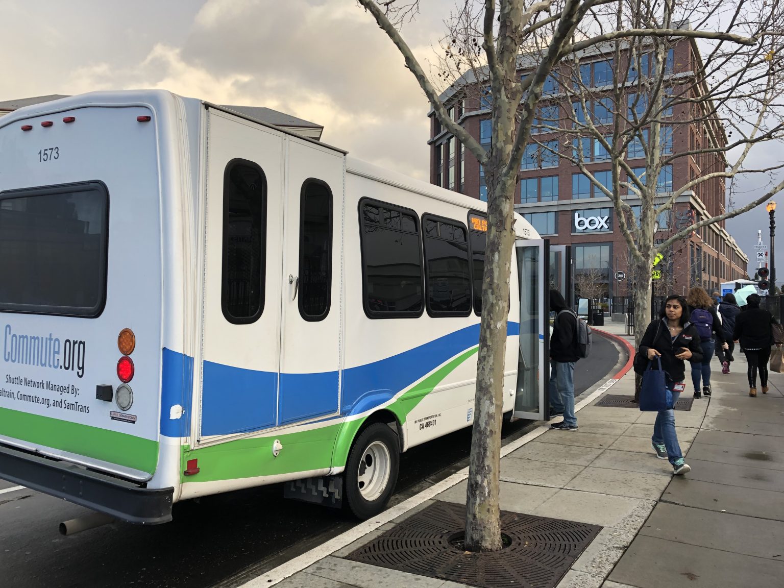 Commuter Shuttles in San Mateo County | Commute.org